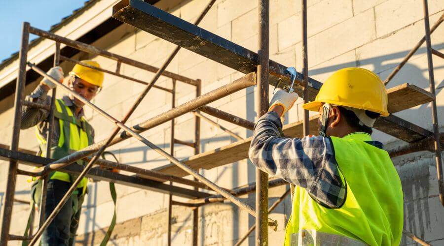 Professional gutter cleaning in Wood River, NE